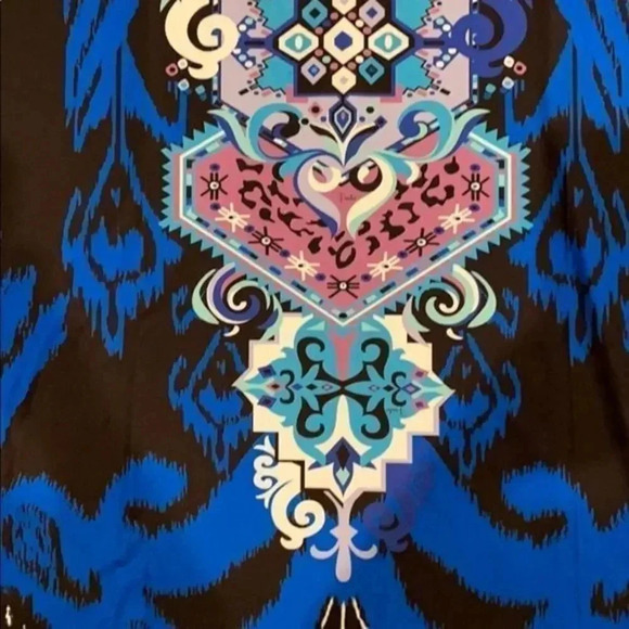 Beautiful Italian dress - Picture 9 of 12